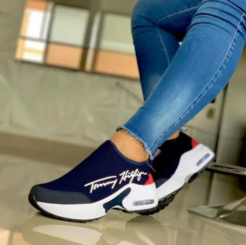 2022 Fashion Walking Sneakers